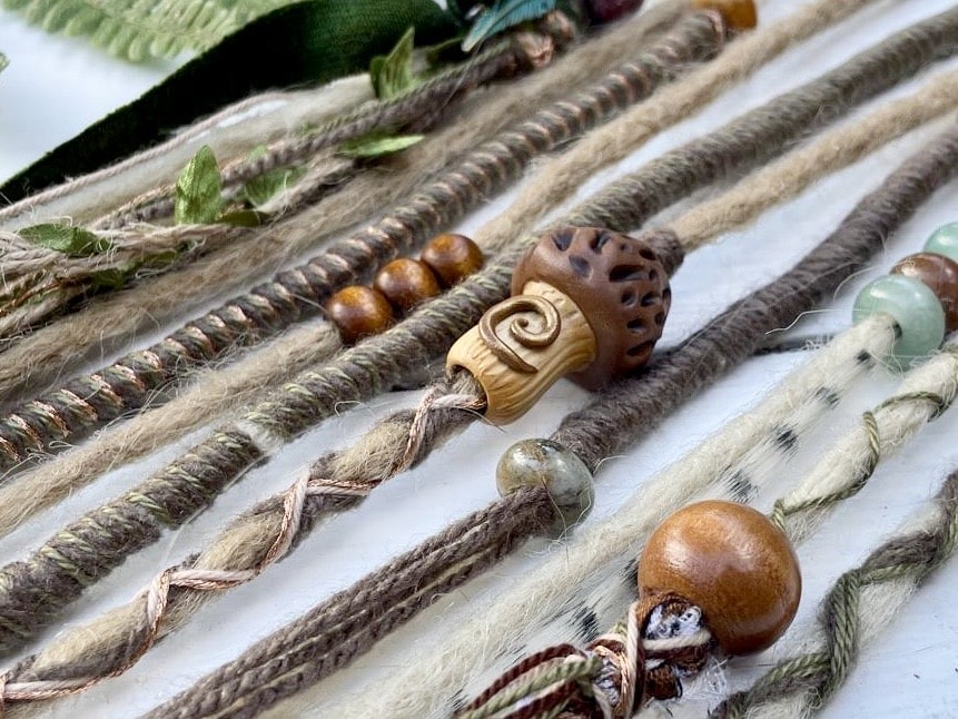 Earthy accent set with brown mushroom bead