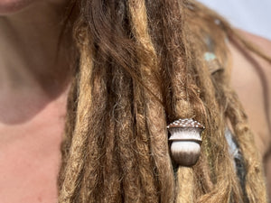 brown mushroom bead being modelled