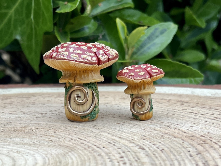 Red mushroom dreadlock bead